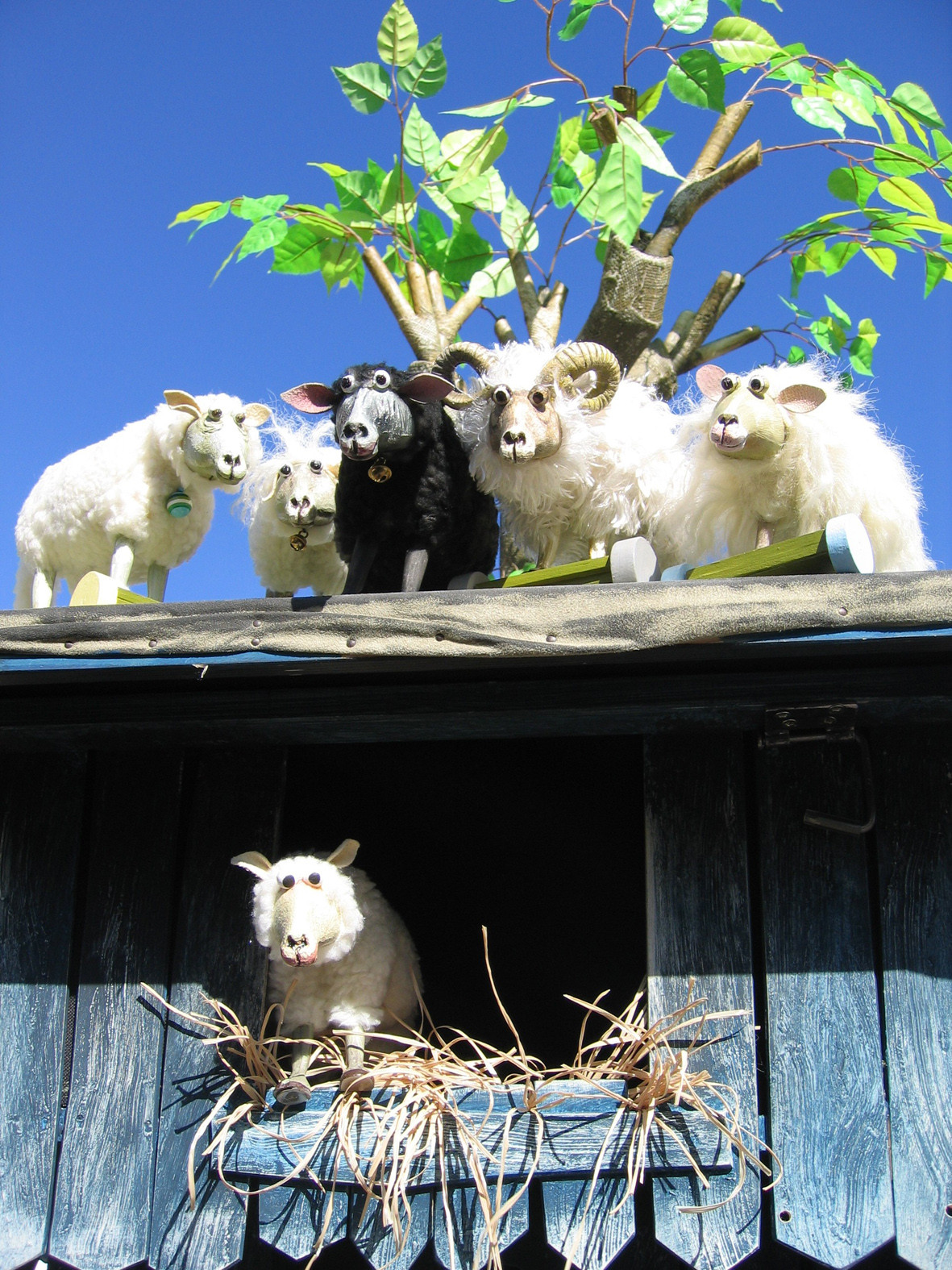 © Theater LAKU PAKA